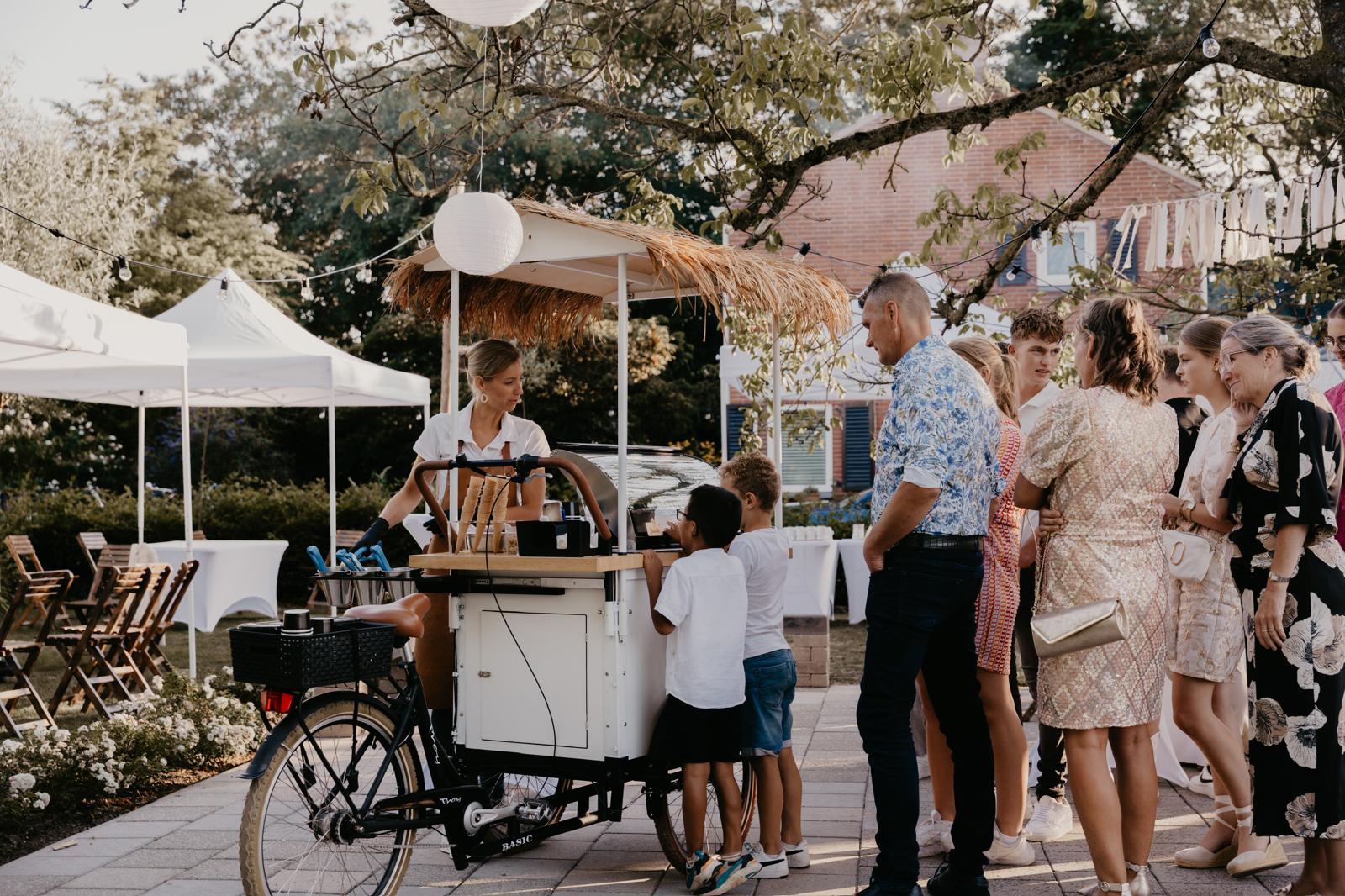 Vendor met hoorntje